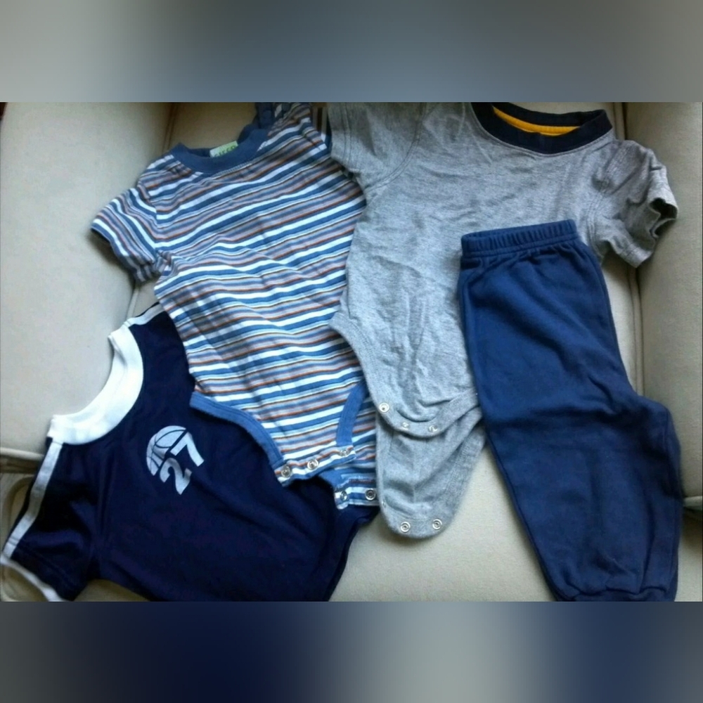 Athletic Works, Carters, Old Navy, Circo 12 Months Lot